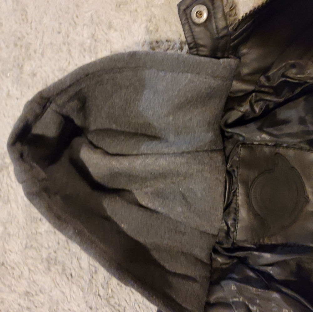 Leather jacket - Picture 3 of 6